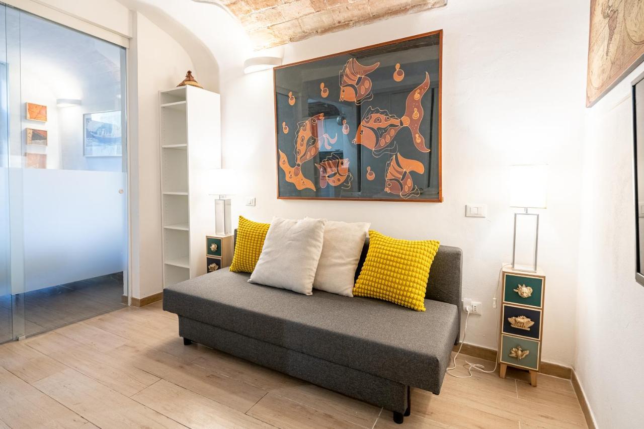 Oltrarno Bright Apartment Con Patio Privato Florens Exteriör bild